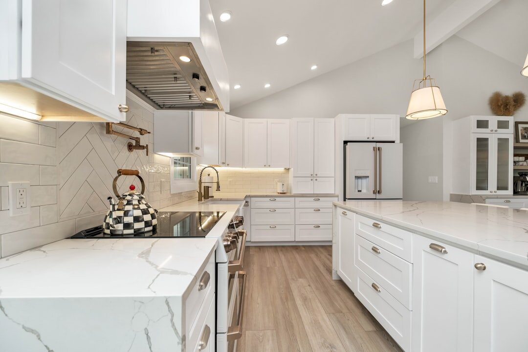 minimalist celebrity house