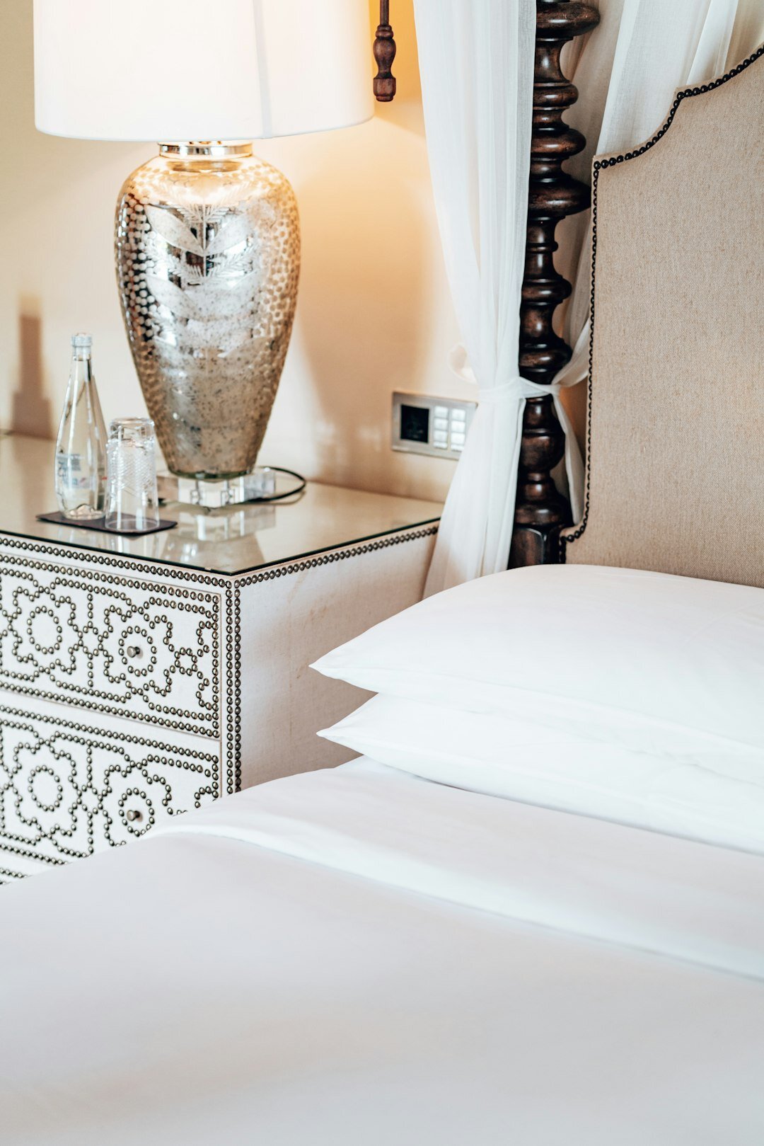 luxury bedroom suite